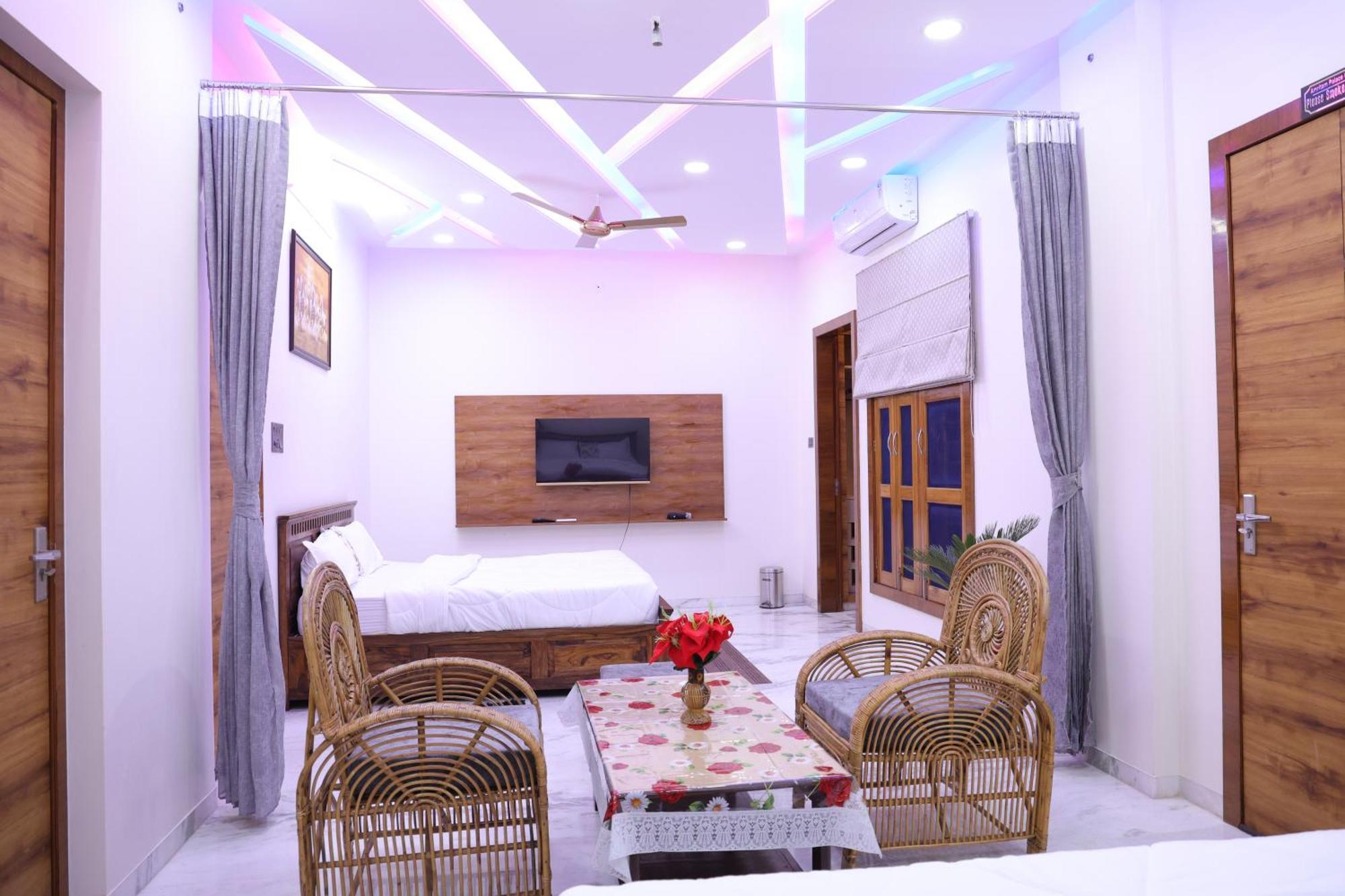 Amritam Palace A Luxury Ac Home Stay Ringas Exterior foto