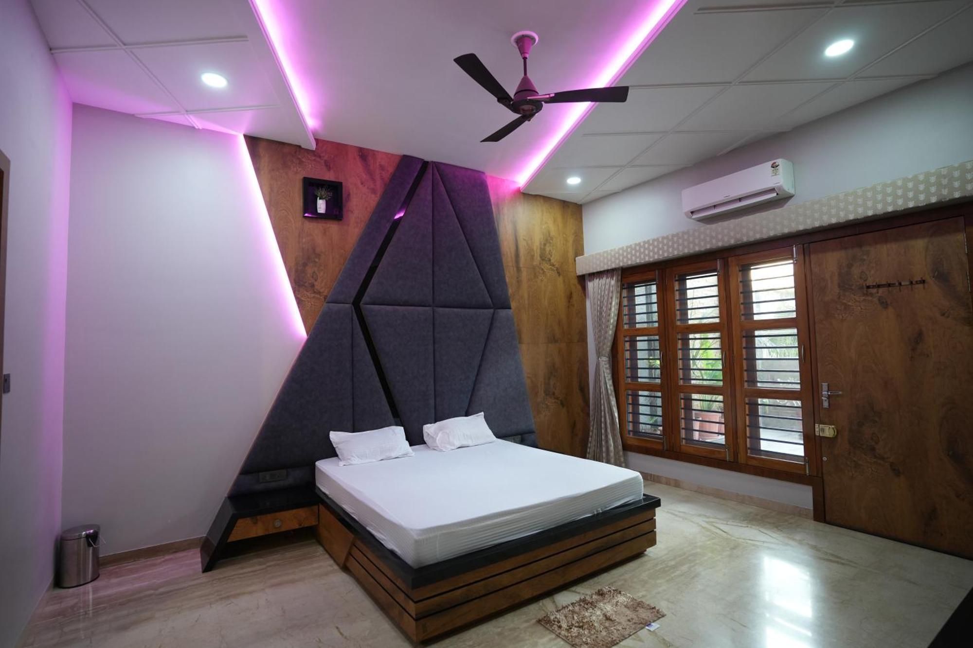 Amritam Palace A Luxury Ac Home Stay Ringas Exterior foto